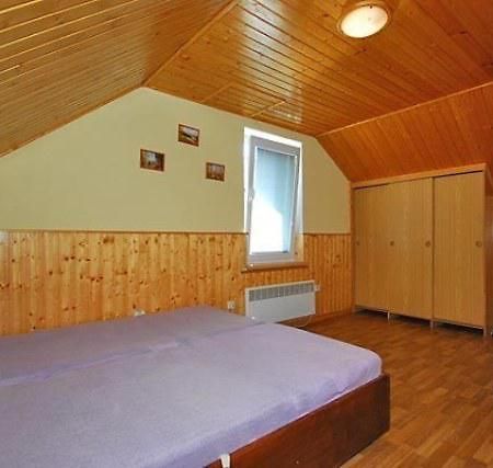 Privat Mrazik Villa Partizanska lupca ภายนอก รูปภาพ